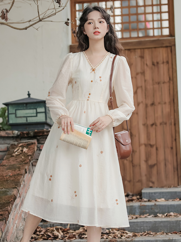 French Vintage V-Neck Long Sleeve A-Line Dress 2026 Spring – Style 439e33