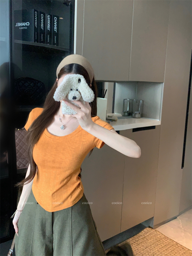 Women’s U-Neck Short Sleeve Slim Fit Cropped T-Shirt Summer Korean Sweet Style