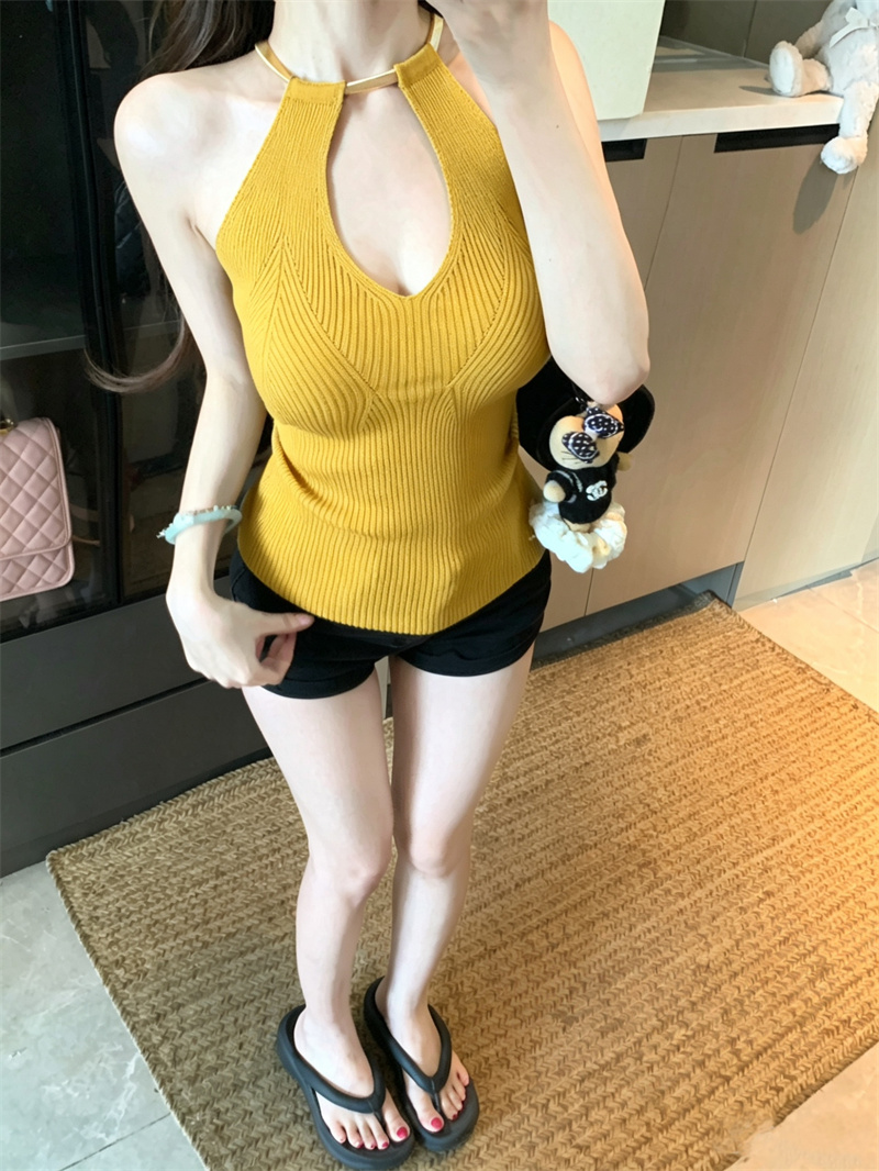 Women's Halter V-Neck Sleeveless Knit Top - Slimming Cropped Cami - Image 4