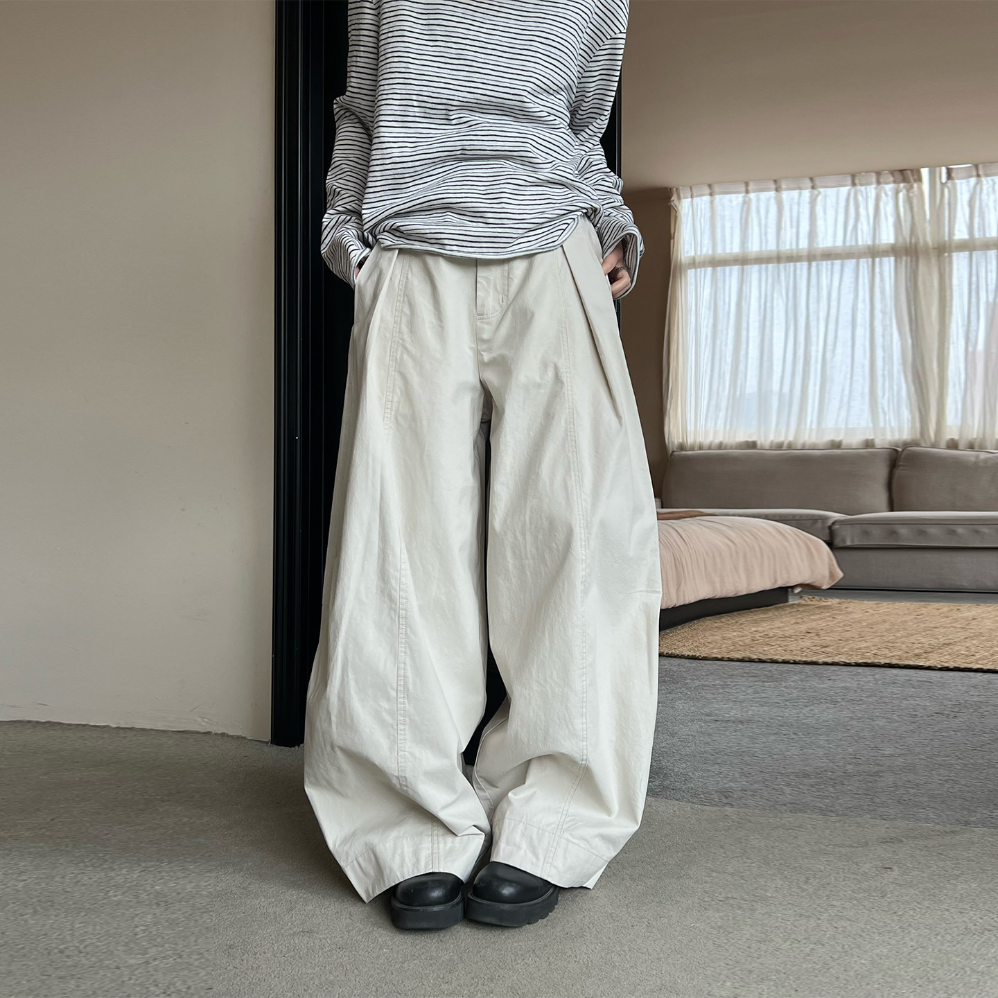 Women’s Wide-Leg Woven Casual Pants Cleanfit Neutral Style