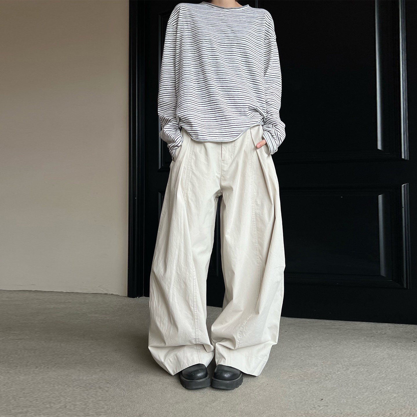 Women’s Wide-Leg Woven Casual Pants Cleanfit Neutral Style